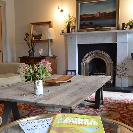 Royal Mile Elegance - Space & Luxury Apartment Edinburgh Bagian luar foto