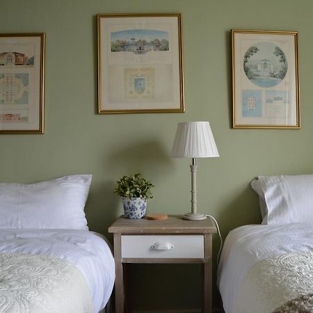 Royal Mile Elegance - Space & Luxury Apartment Edinburgh Bagian luar foto