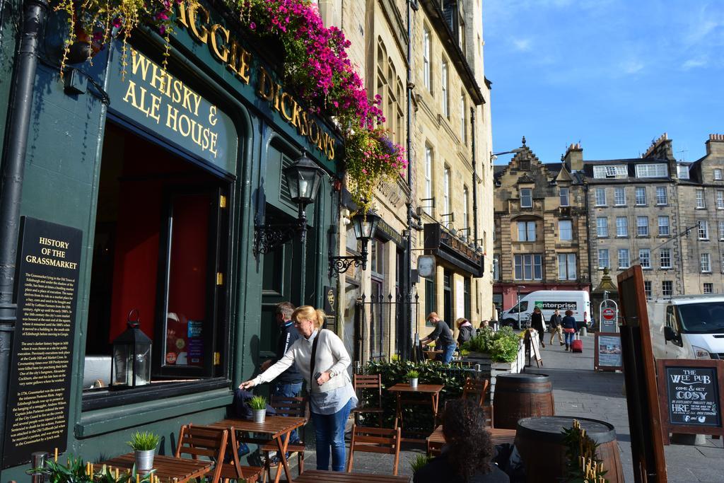 Royal Mile Elegance - Space & Luxury Apartment Edinburgh Bagian luar foto