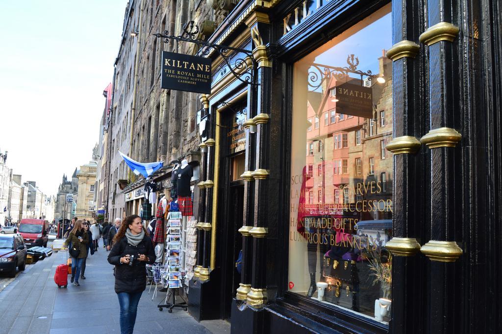 Royal Mile Elegance - Space & Luxury Apartment Edinburgh Bagian luar foto