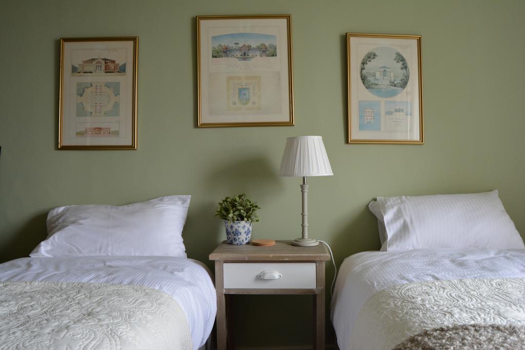 Royal Mile Elegance - Space & Luxury Apartment Edinburgh Bagian luar foto