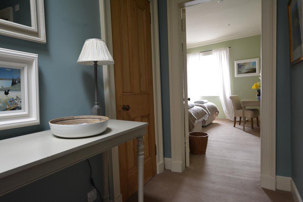 Royal Mile Elegance - Space & Luxury Apartment Edinburgh Bagian luar foto
